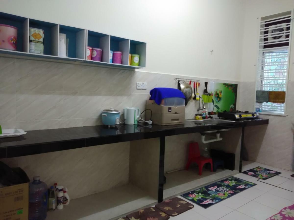 Zah'Ra Homestay Kuala Lipis Extérieur photo